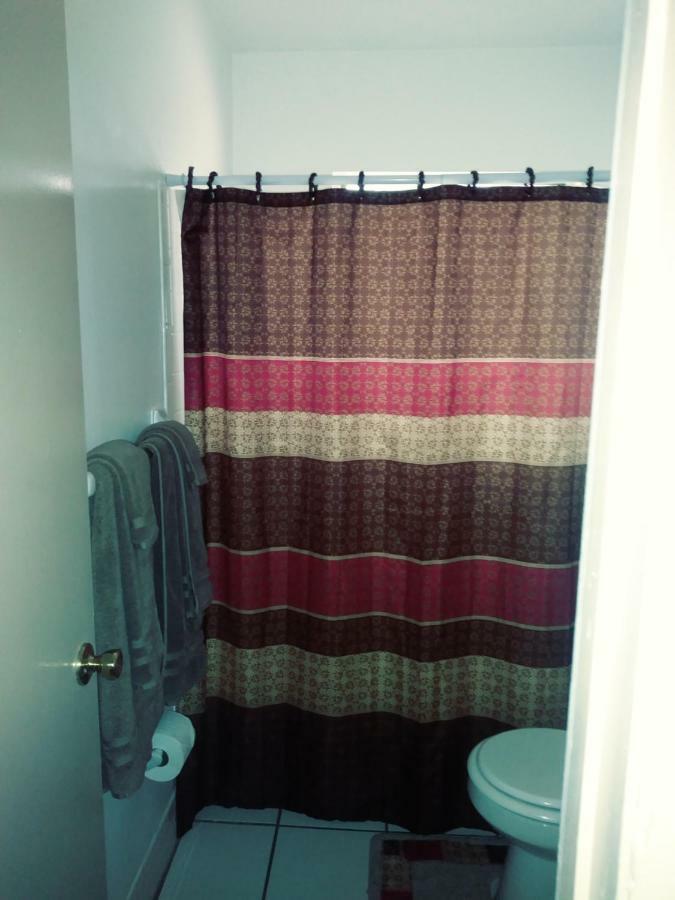 Newly Furnished Large, Clean, Quiet Private Unit Apartment Форт Лодърдейл Екстериор снимка